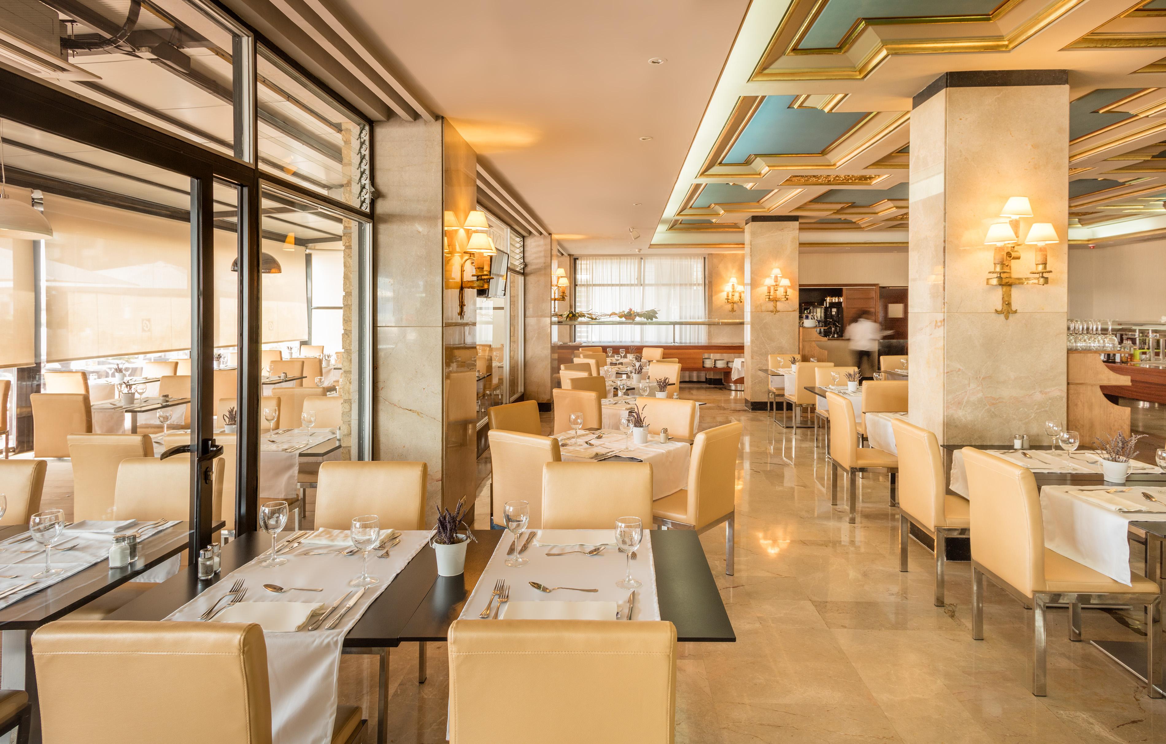 Gran Hotel Delfin Benidorm Bagian luar foto