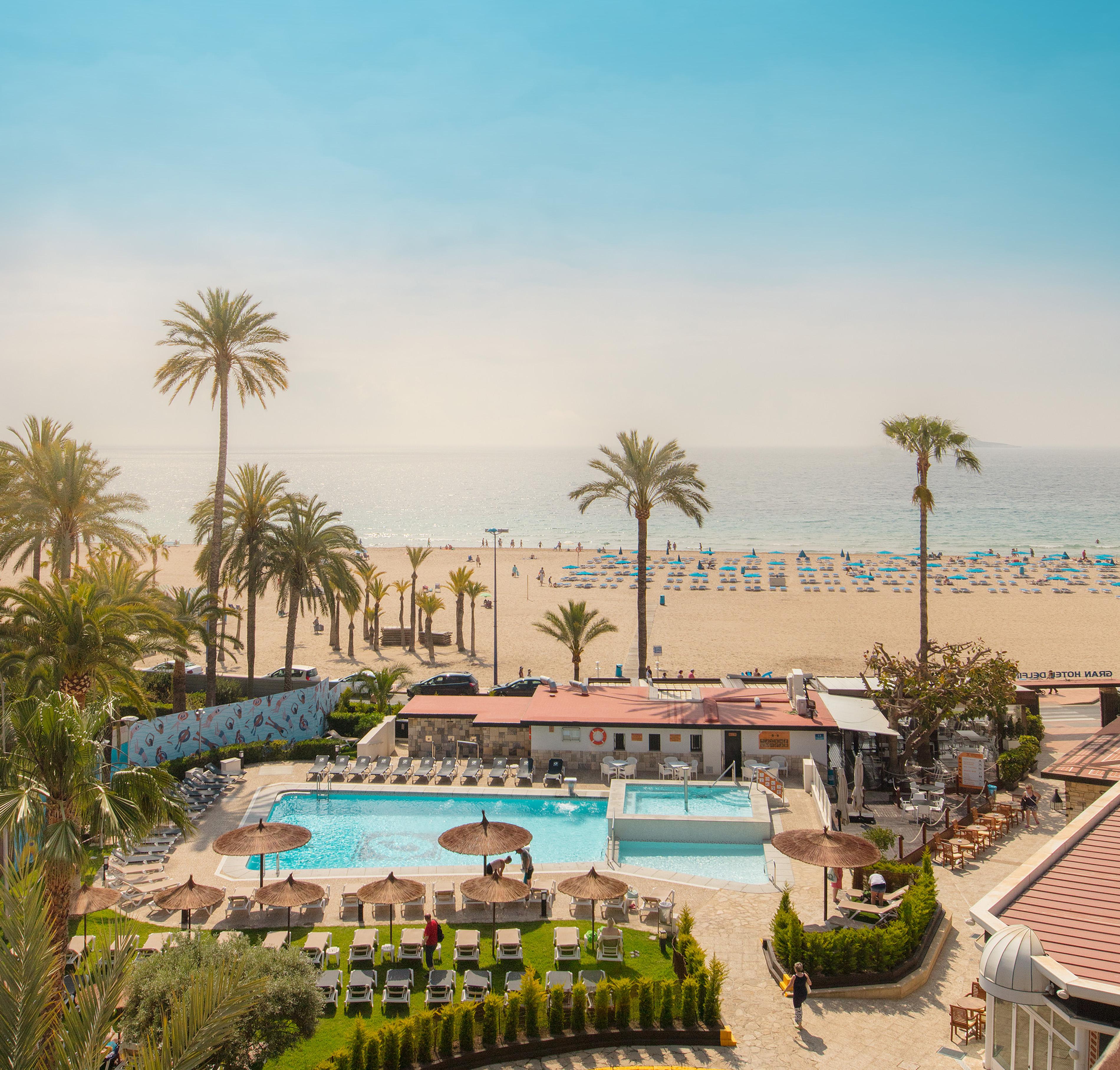 Gran Hotel Delfin Benidorm Bagian luar foto