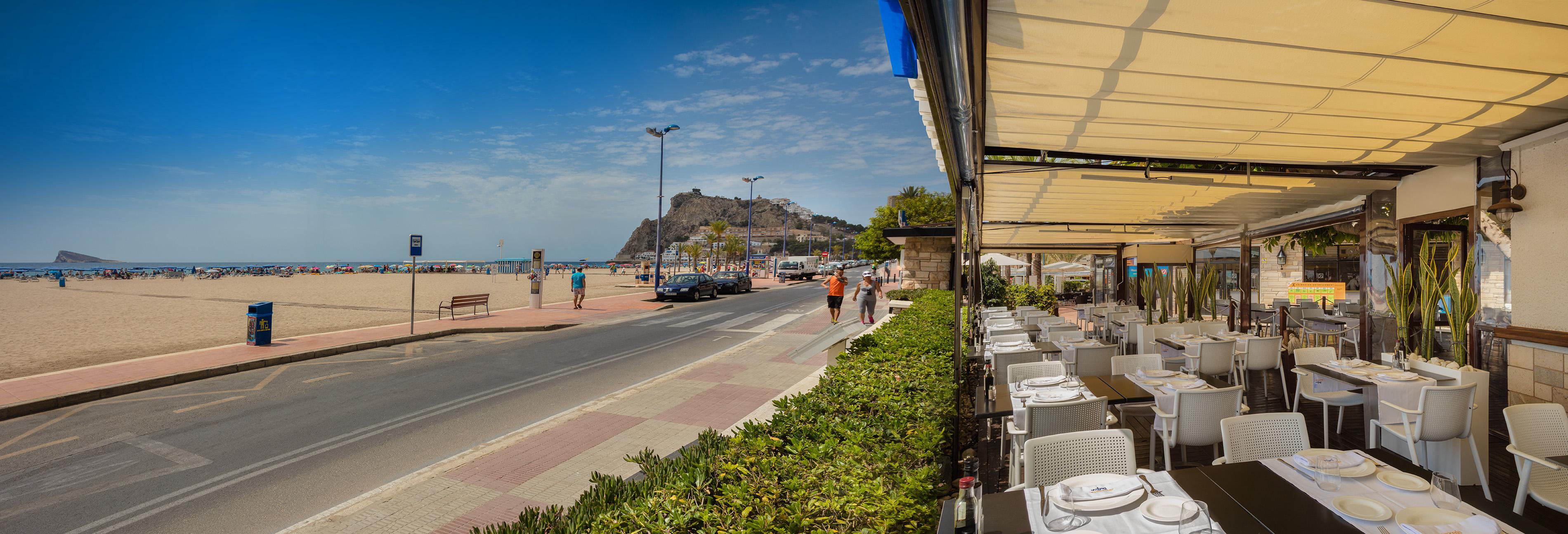 Gran Hotel Delfin Benidorm Bagian luar foto