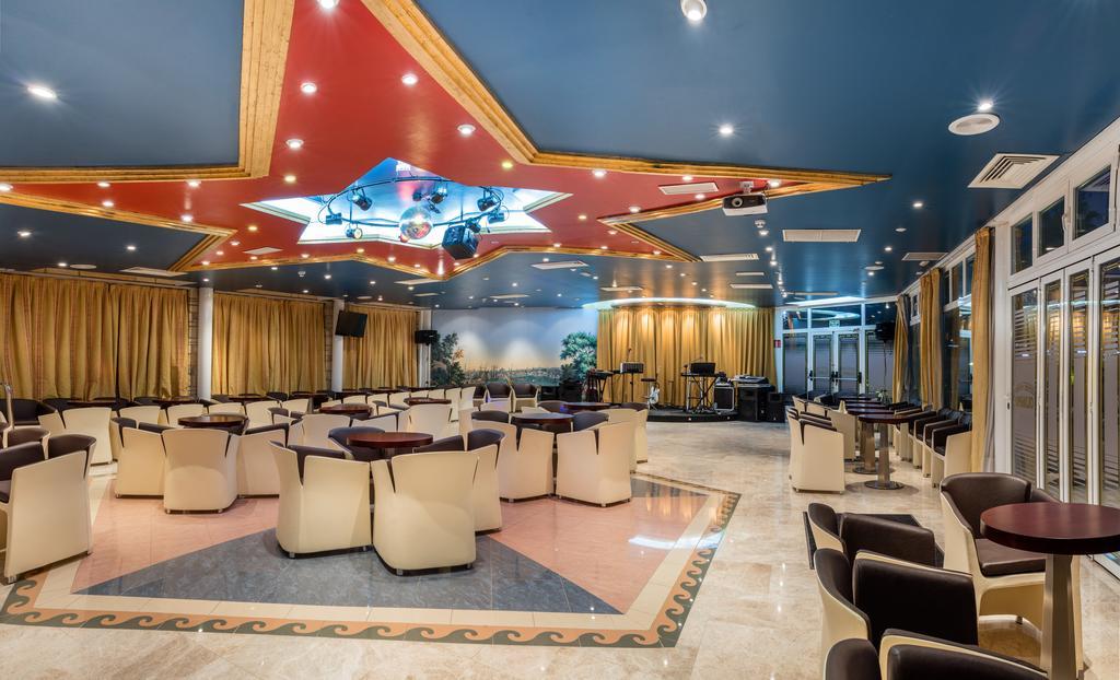 Gran Hotel Delfin Benidorm Bagian luar foto