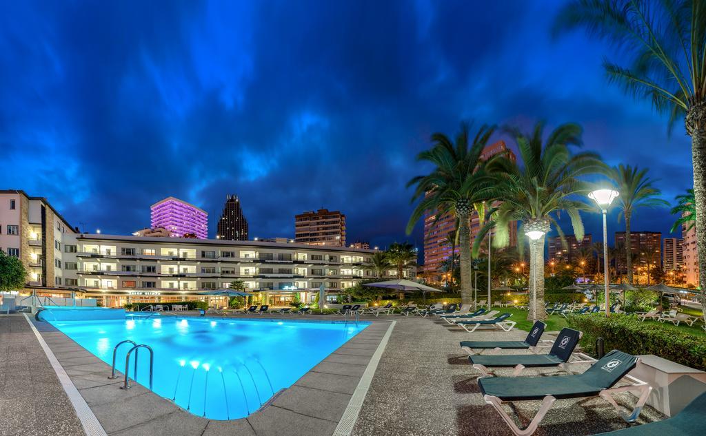 Gran Hotel Delfin Benidorm Bagian luar foto