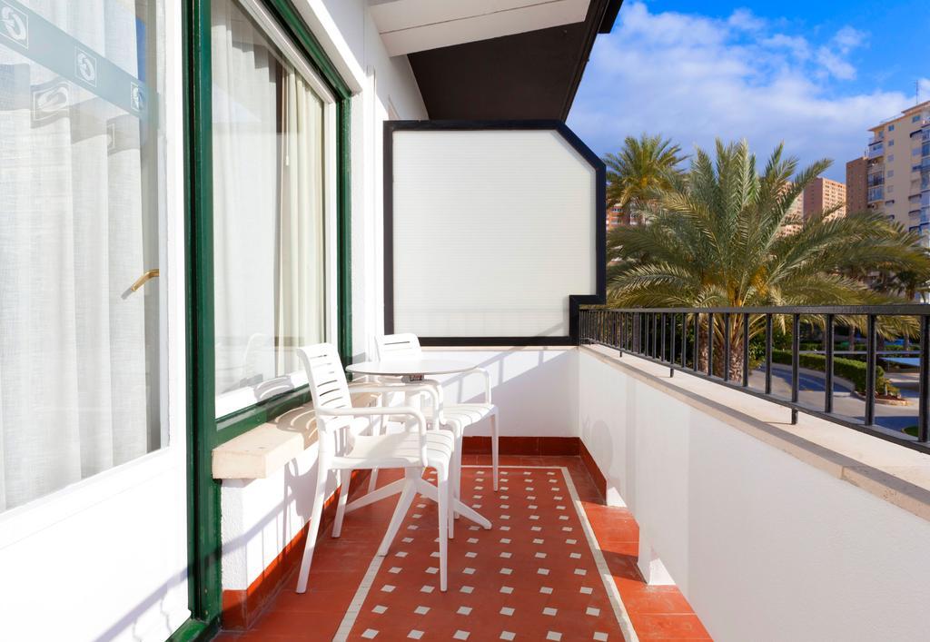 Gran Hotel Delfin Benidorm Bagian luar foto