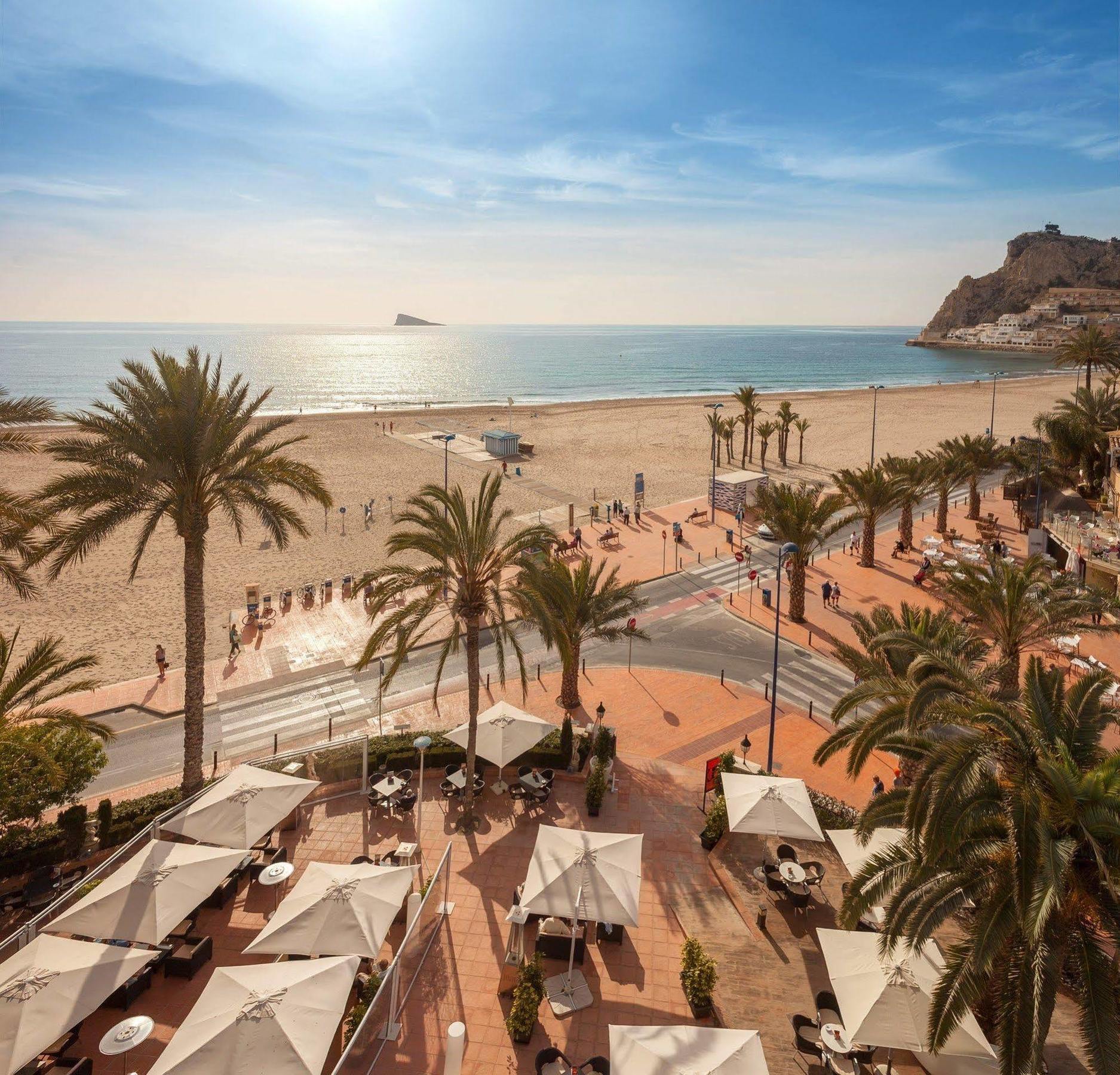 Gran Hotel Delfin Benidorm Bagian luar foto